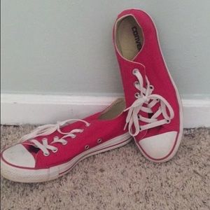 hot pink converse
